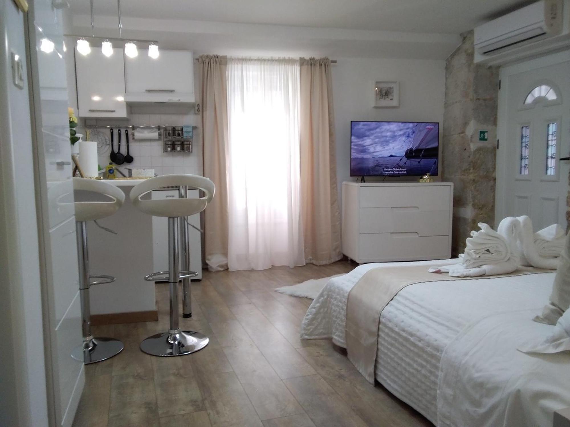 Private Apartments In Diocletians Palace Split Exterior foto